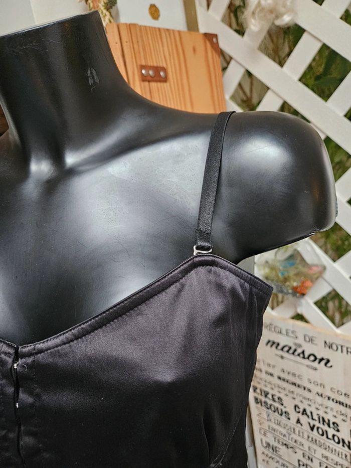 H&M bustier satiné noir taille L - photo numéro 3