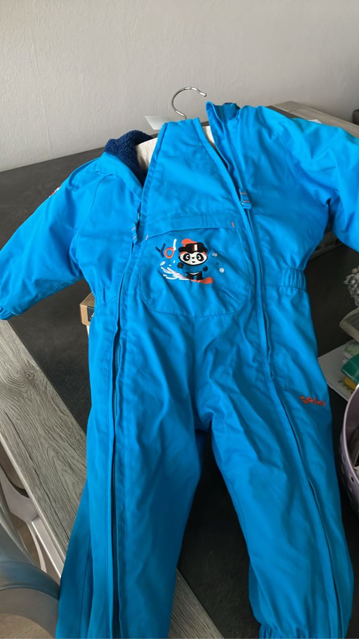 Vends combinaison de ski - photo numéro 3