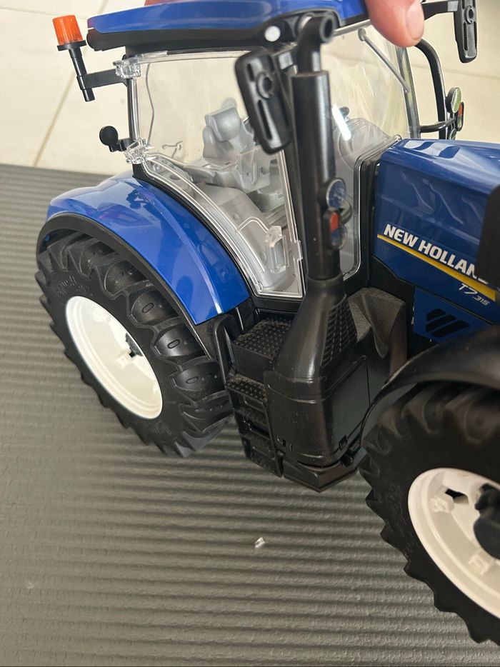 Tracteur New Holland T7.315 avec chargeur frontal bruder - photo numéro 4