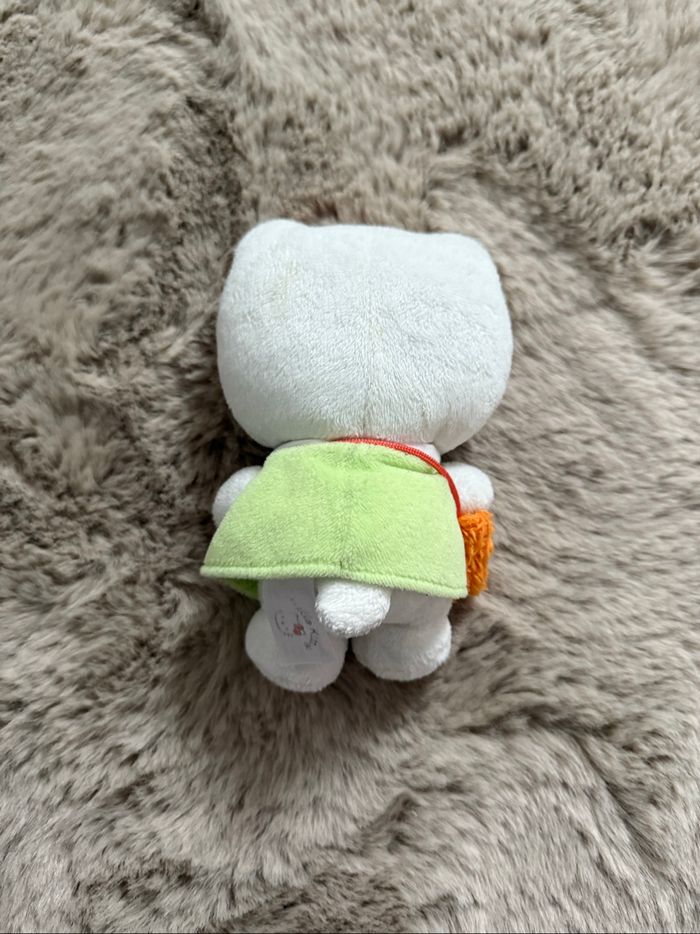 Petite Peluche Hello Kitty - photo numéro 2