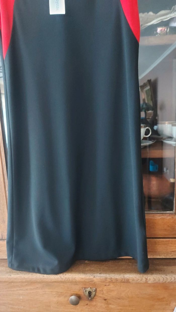 Robe Yessica rouge et noire t 38 neuve - photo numéro 4