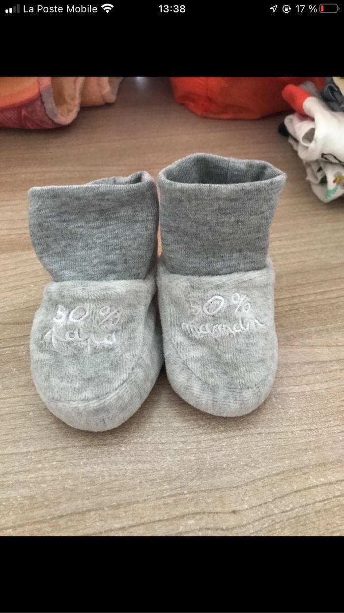 Petit lots pantalon + chausson garçon 1 mois - photo numéro 3