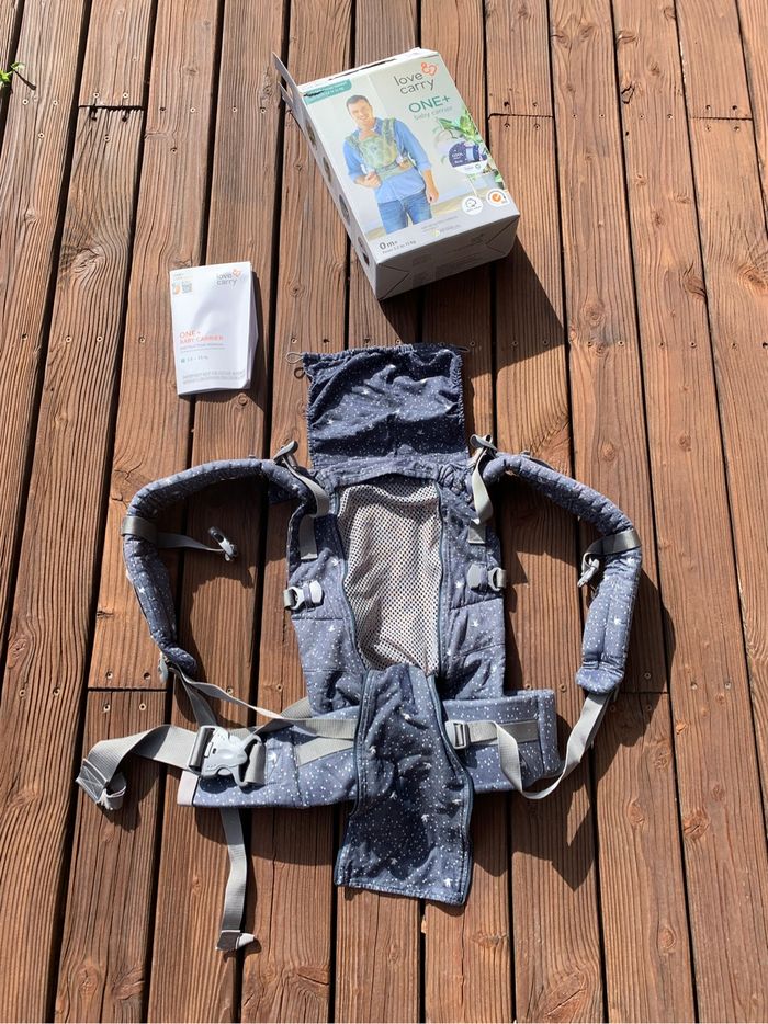 Porte bébé love and carry one + cool