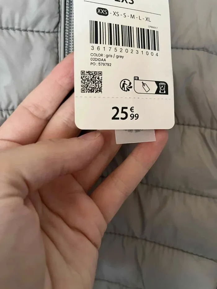 Doudoune légère Jennyfer taille XXS - photo numéro 4