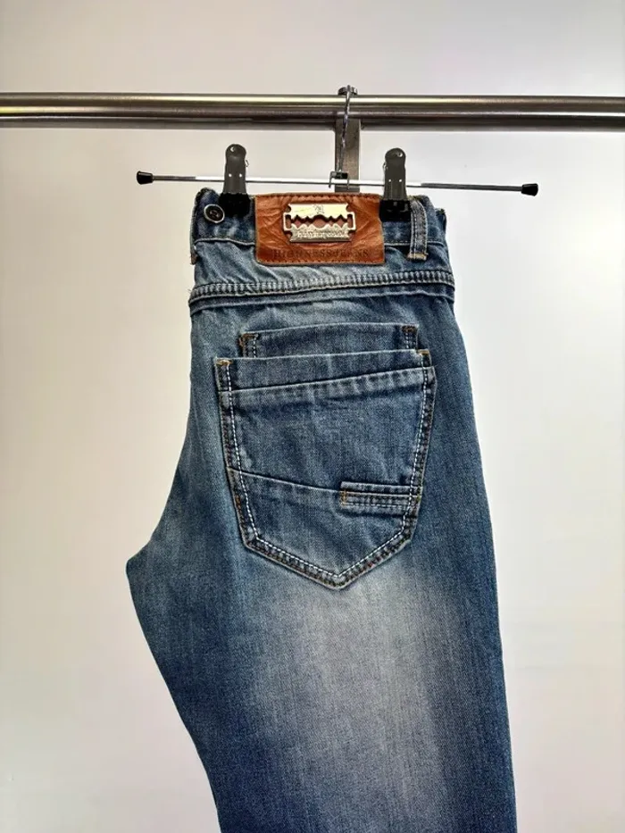 Jean Highness 30 Italie vintage - taille regular - coupe droite A184 - photo numéro 3