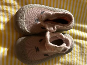 Chaussons chaussettes motricité