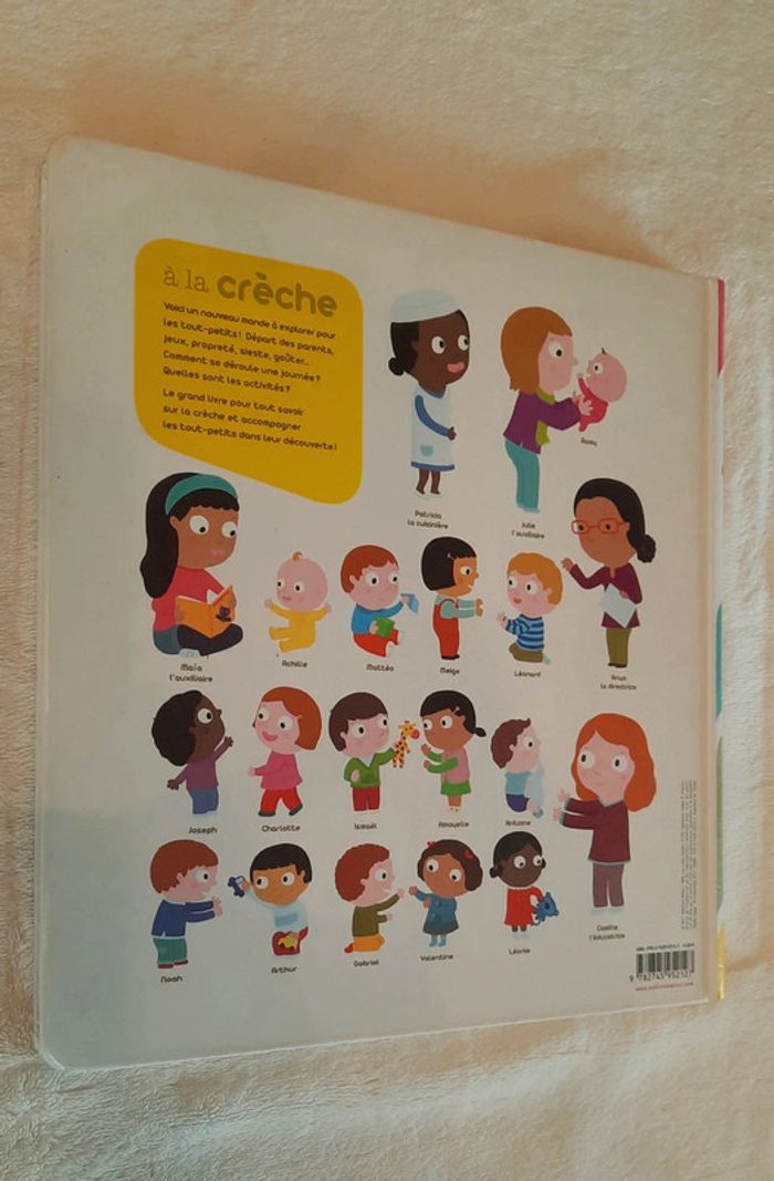 Livre à la crèche - photo numéro 2