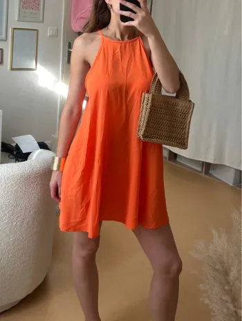 Jolie robe d’été orange