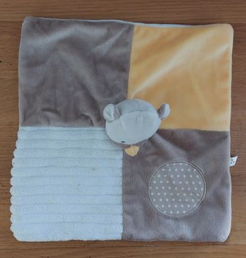 Doudou plat ours - petit bisou