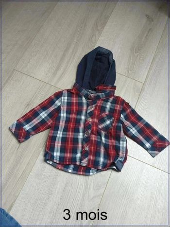 Chemise manches longues à capuche 3 mois