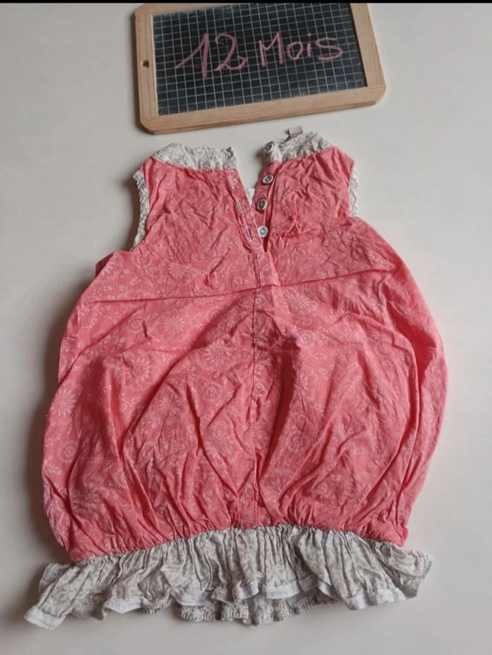 Robe taille 12 mois en très bon état. Il est noté 18 mois mais taille petit - photo numéro 2