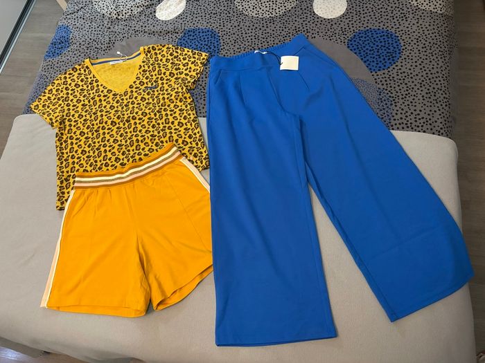 Ensemble Les Tropeziennes jaune + pantalon Ichi bleu - photo numéro 1
