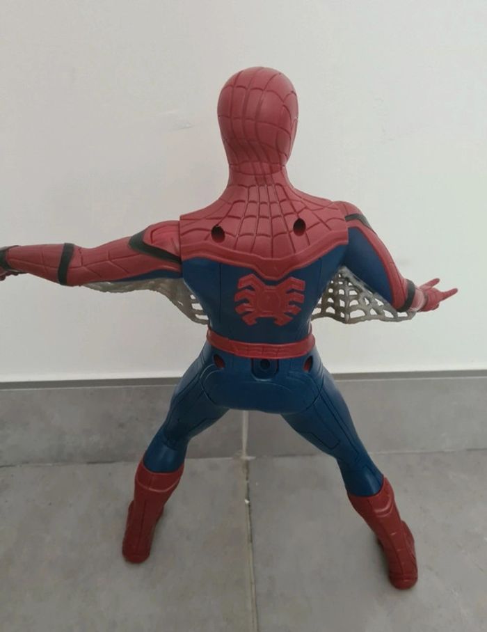 Spiderman interactif 40 cm - photo numéro 3