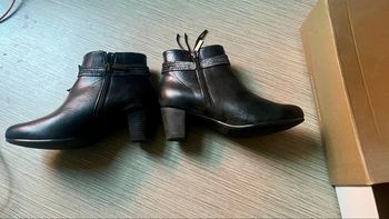 Paire de bottines Damart