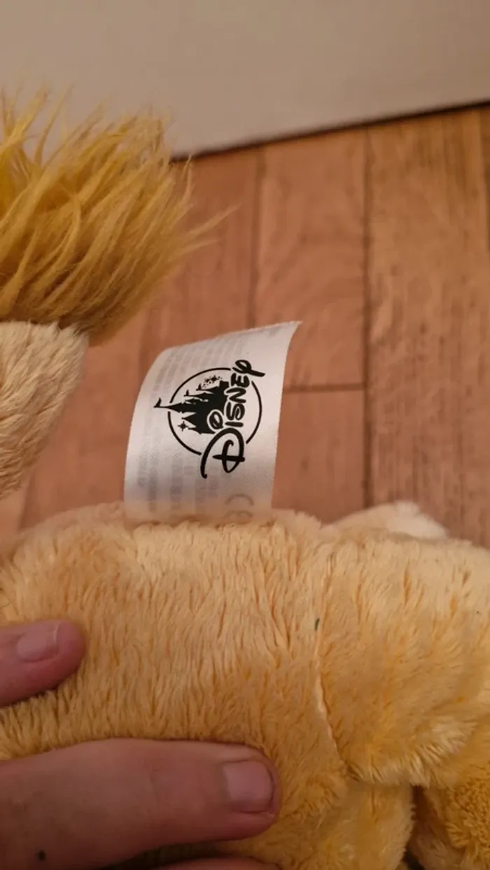 Peluche Big feet / roi lion 🦁/ disneyland - photo numéro 5