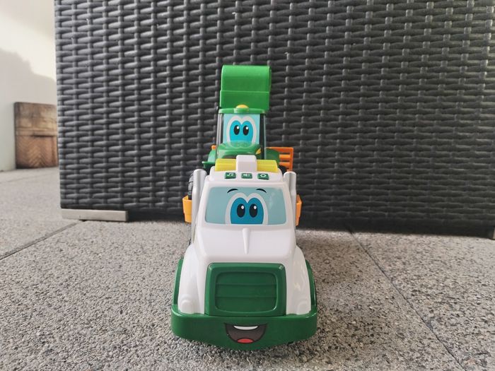 John deere - tracteur Johnny et sa dépanneuse - photo numéro 2