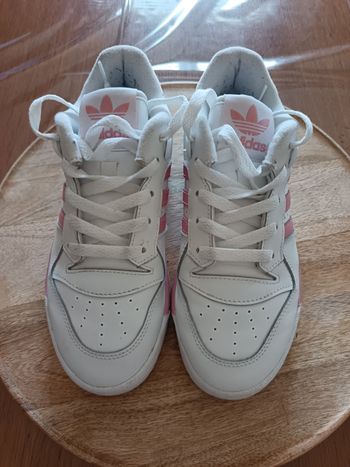 Baskets femme adidas