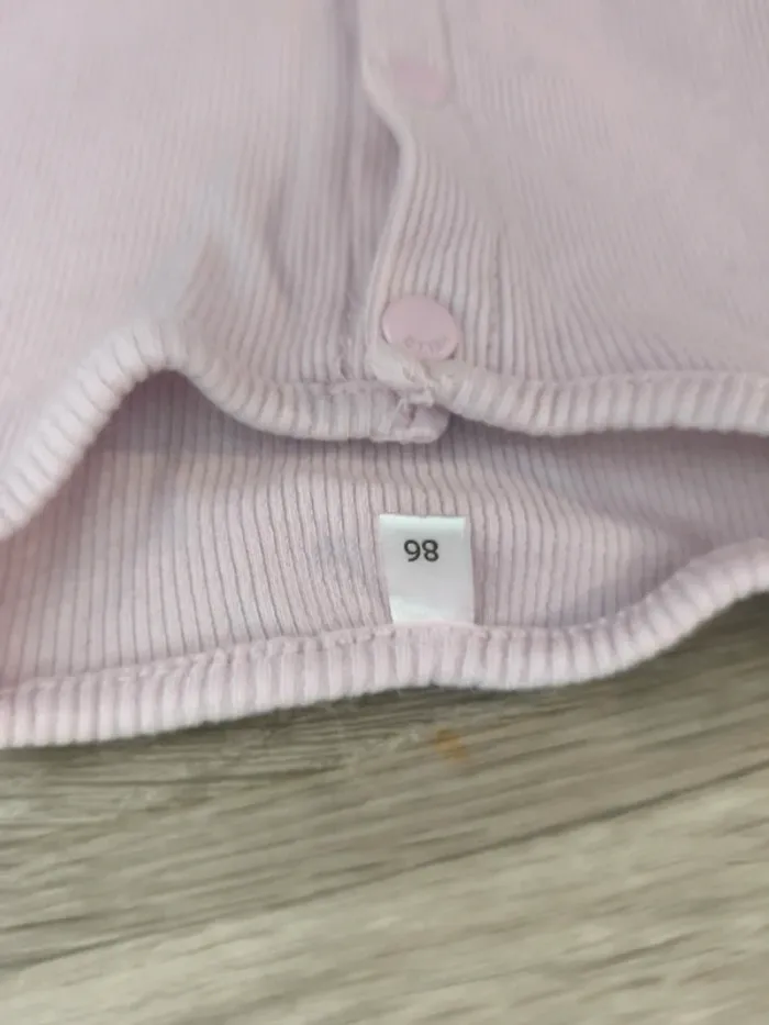 Petit gilet rose pas de marque taille 24 mois 86 cm - photo numéro 3