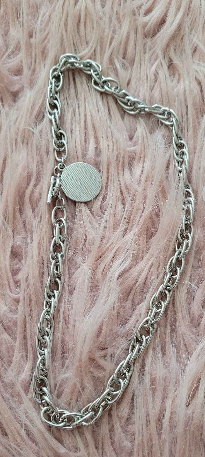 Collier ras vou