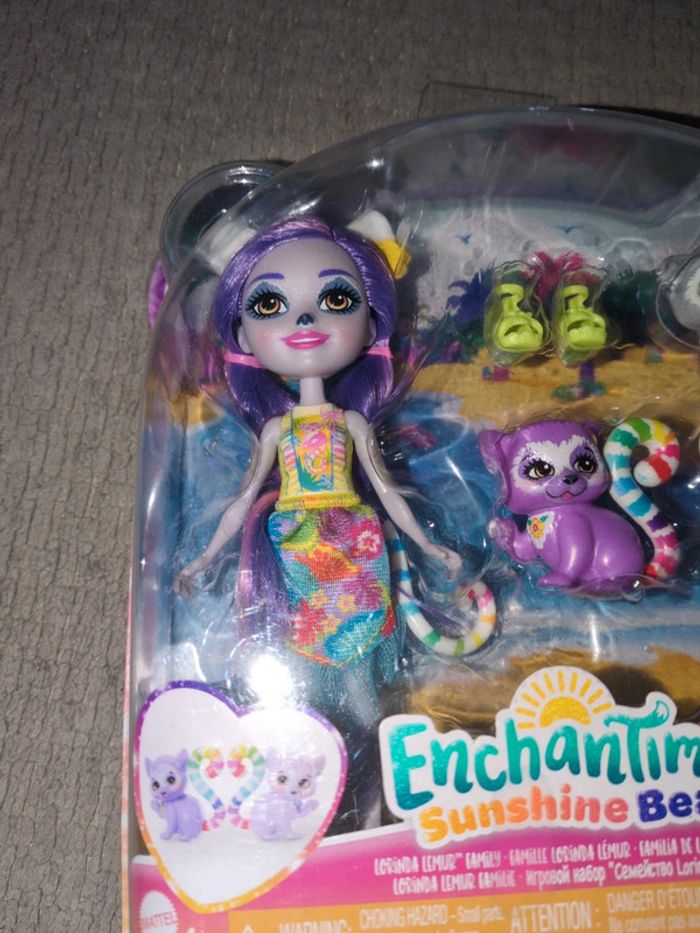 Coffret enchantimals sunshine beach famille lemurien - photo numéro 2