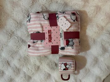 Ensemble plaid et mug Snoppy neuf