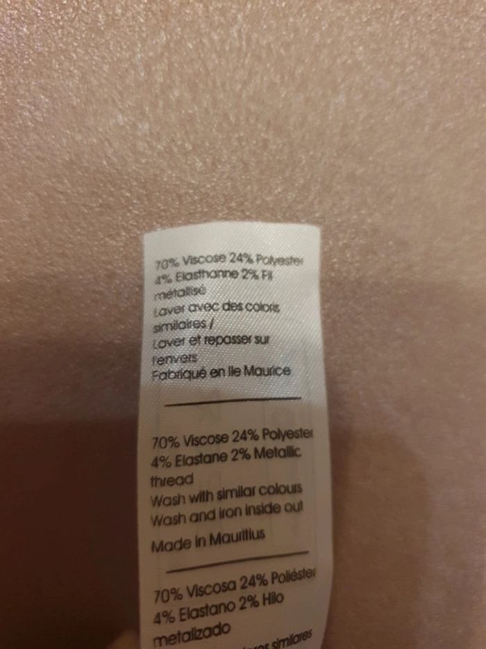 Haut Bonobo col en V champagne avec liseré doré Taille L Excellent etat - photo numéro 8