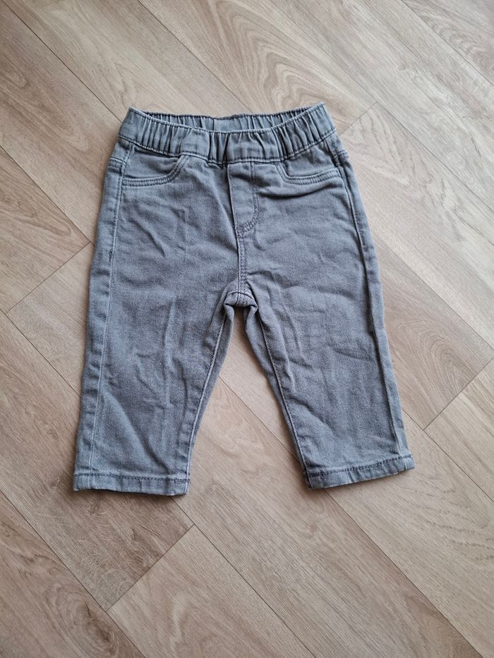 Jean gris bébé 6 mois