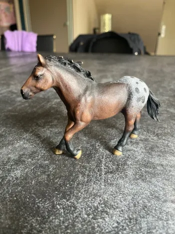 Cheval étalon holstein schleich
