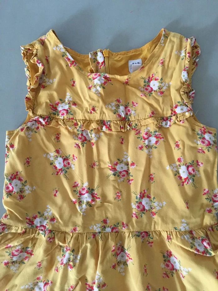 Robe GAP jaune à fleurs fille 8 ans - photo numéro 4