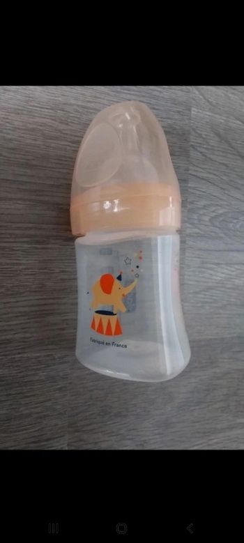 1 biberon Dodie