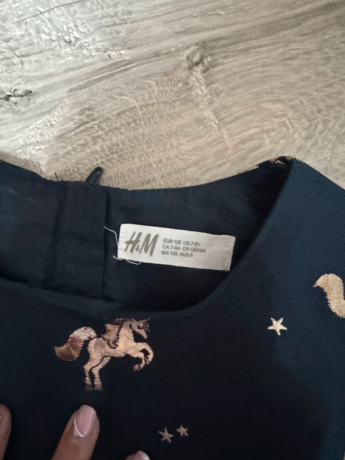 Robe de princesse licorne H et m 7 8 ans - photo numéro 3