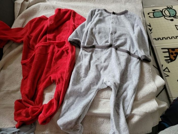 Lot de 6 pyjamas velours 6 mois garçon - photo numéro 10