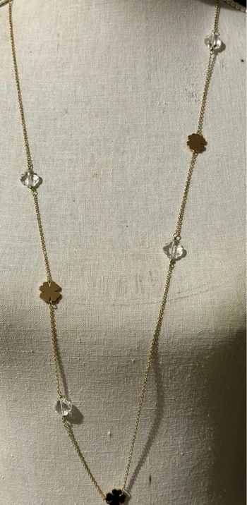 Collier sautoir réglable acier inoxydable or trèfle or et résine transparente