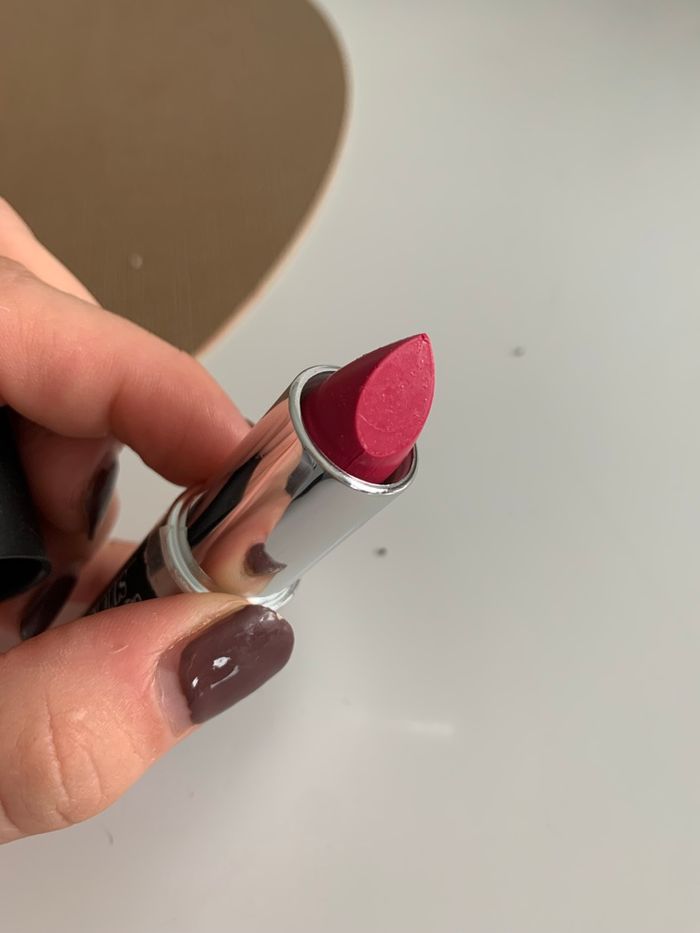 Rouge à lèvres - photo numéro 2