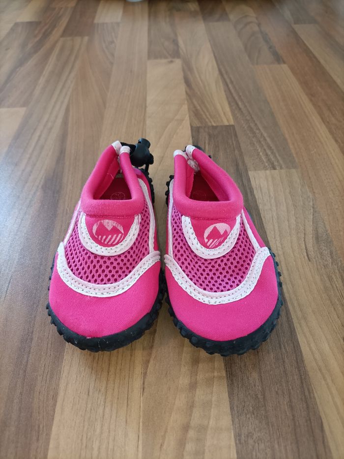 Chaussures aquatiques roses tissu 26
