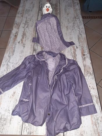 Veste de pluie avec capuche lisa rose 4 ans