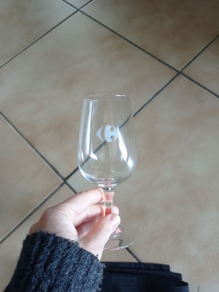 Lot de 2 tabliers + 2 verres de vin promotionnels "Carrefour" - photo numéro 2