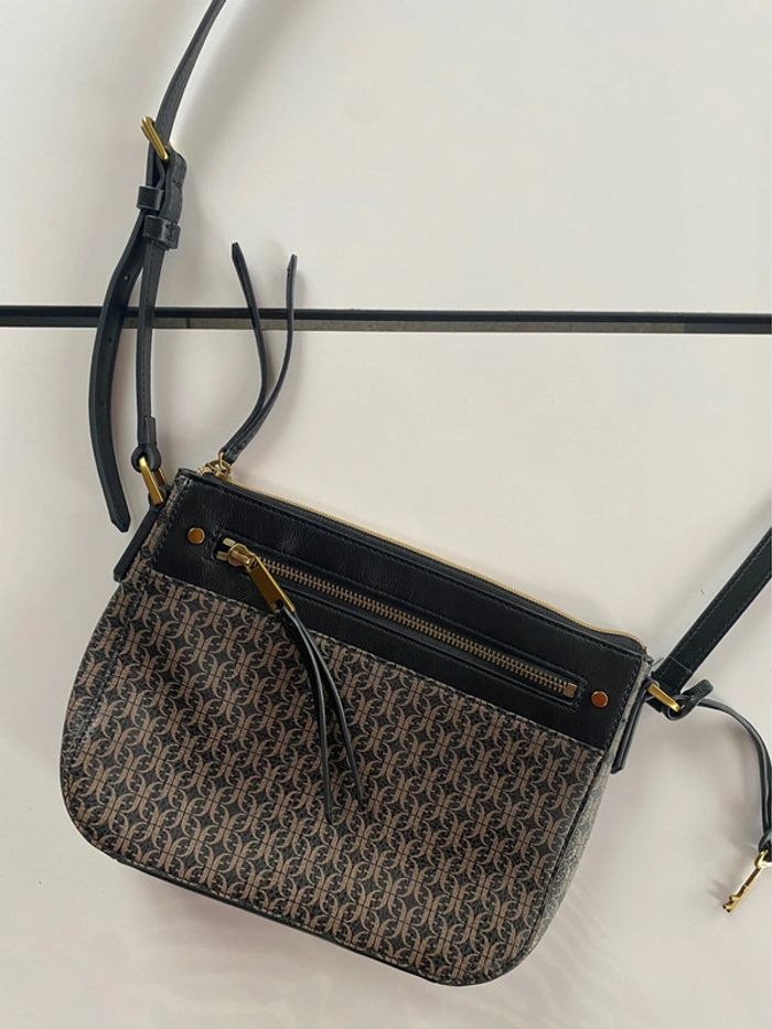 Sac Fossil Sold Out Farrah