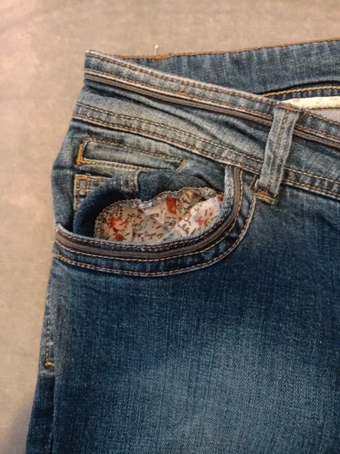 Jean taille 40 - photo numéro 5