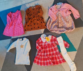 Lot robes bébé fille