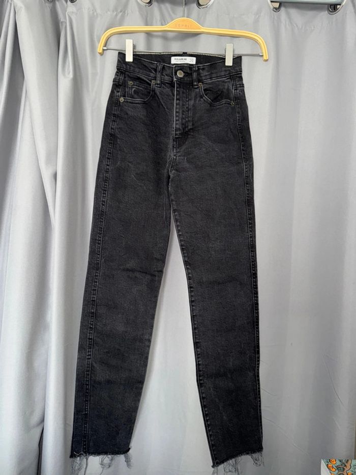 Jean Noir Pull & Bear taille 32