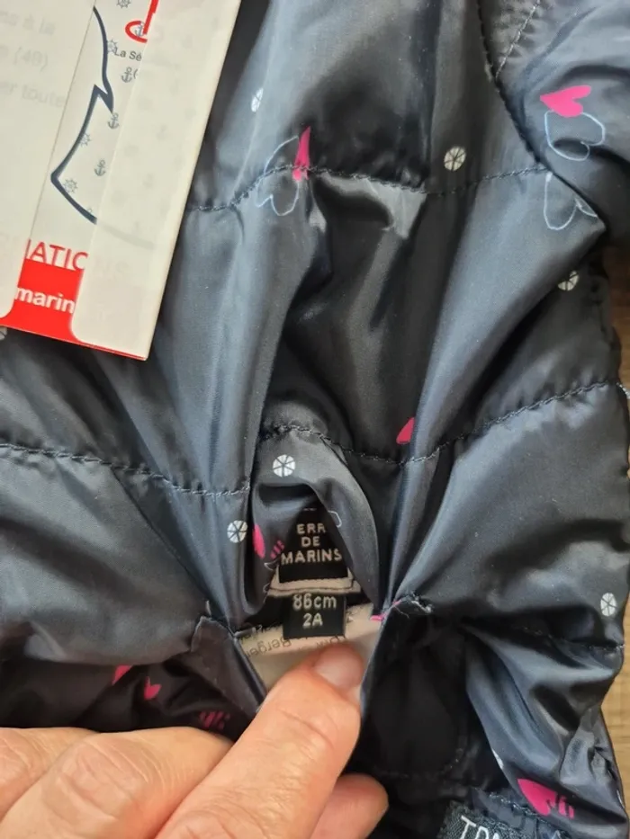 Veste capuche fille 2 ans - photo numéro 4