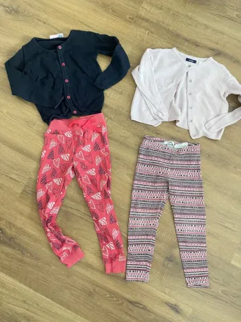 Lot de 2 legging et 2 vestes 4 ans
