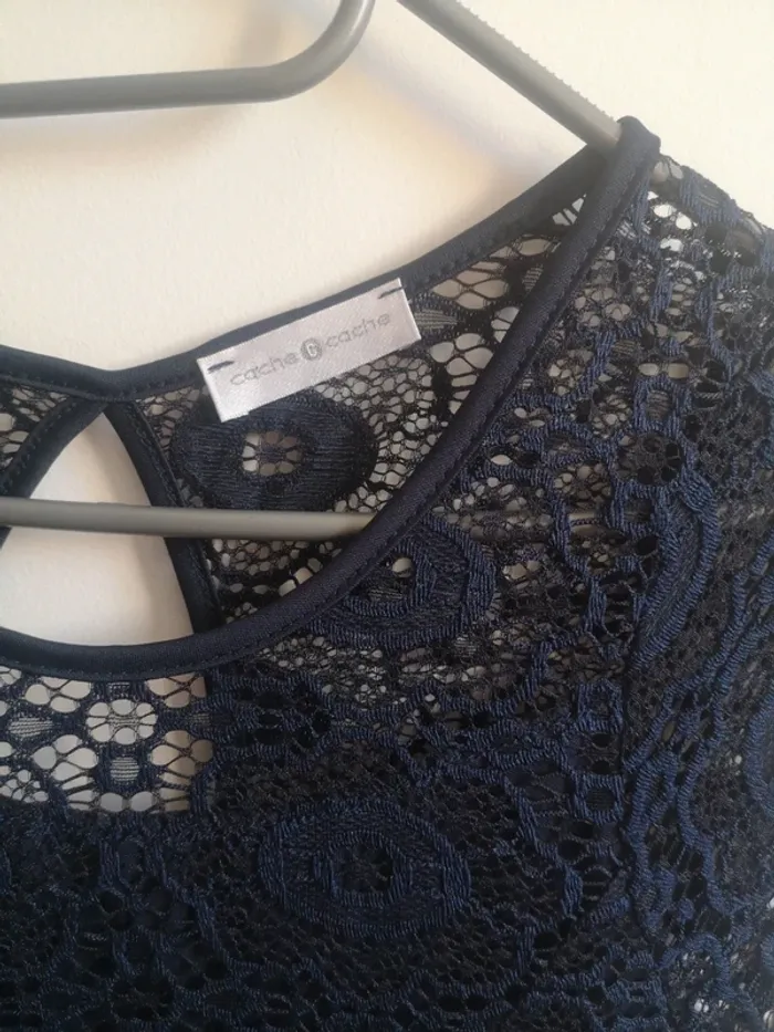 Robe dentelle bleue marine cache cache - photo numéro 9