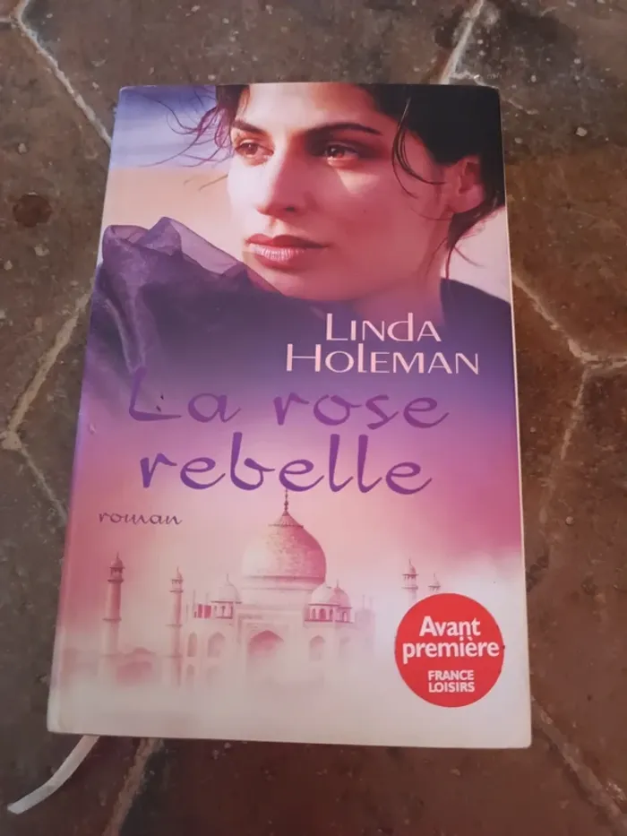 Livre la rose rebelle