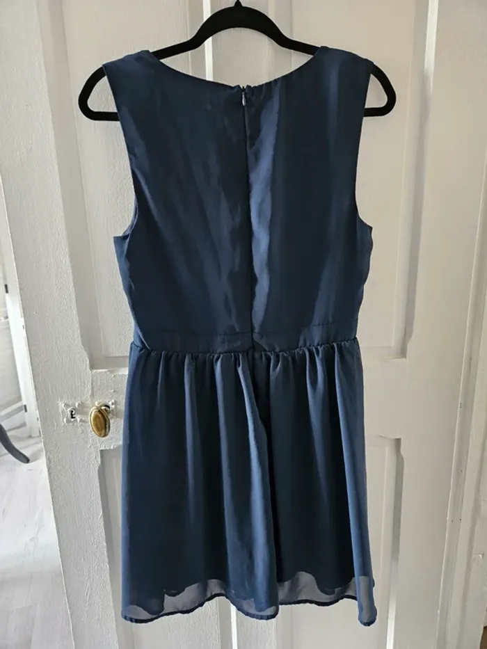 Belle robe marine T.40 Only - photo numéro 4