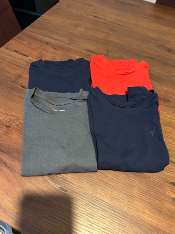 Lot de 4 tee shirts 