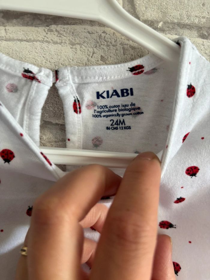 Robe kiabi taille 24 mois - photo numéro 2