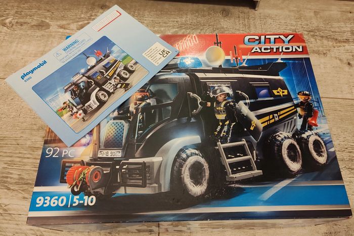 camion policiers d'élite Playmobil - photo numéro 16