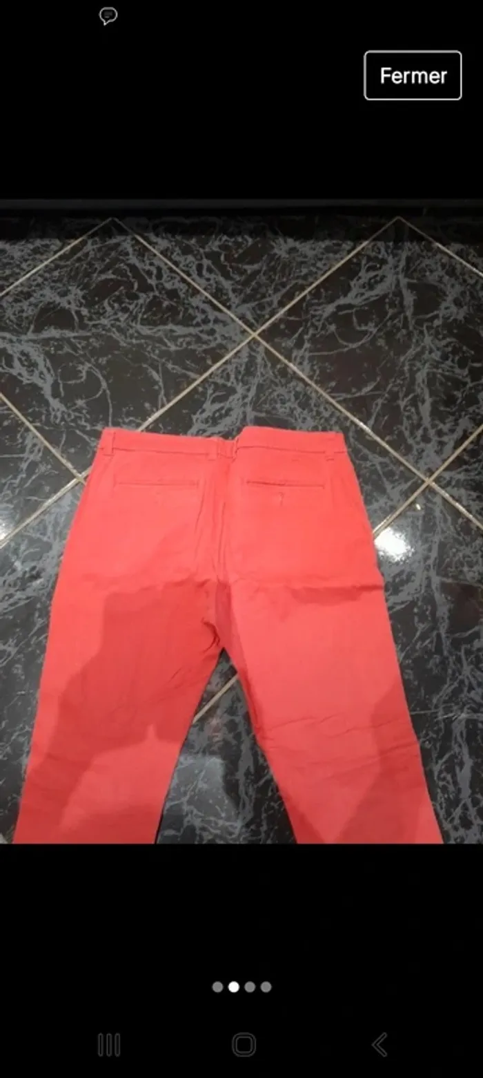 Pantalon rouge 46